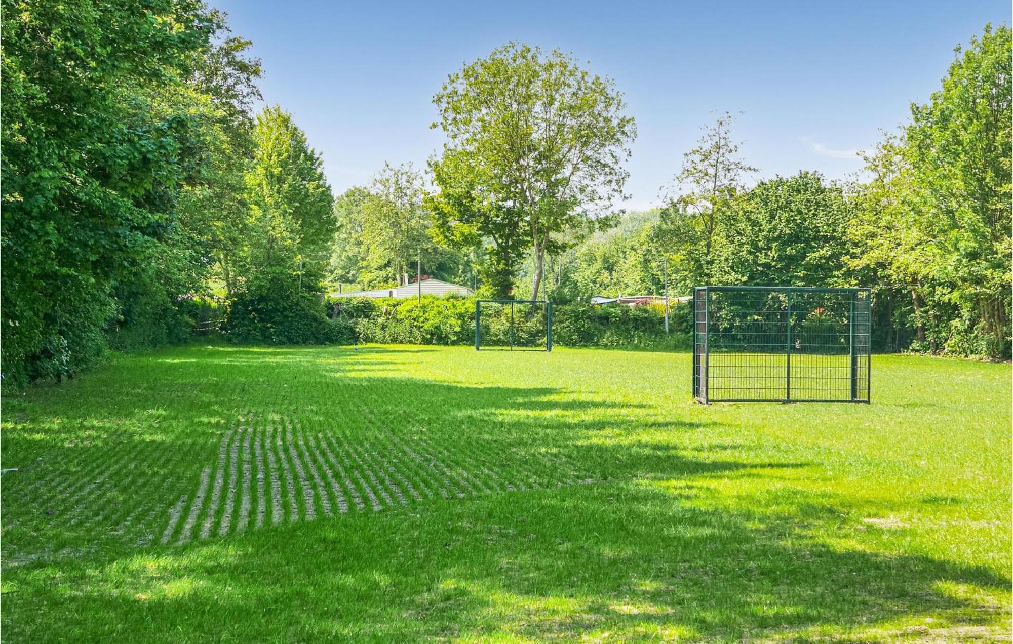Vakantiepark De Zeeuwse Parel Scherpenisse ภายนอก รูปภาพ